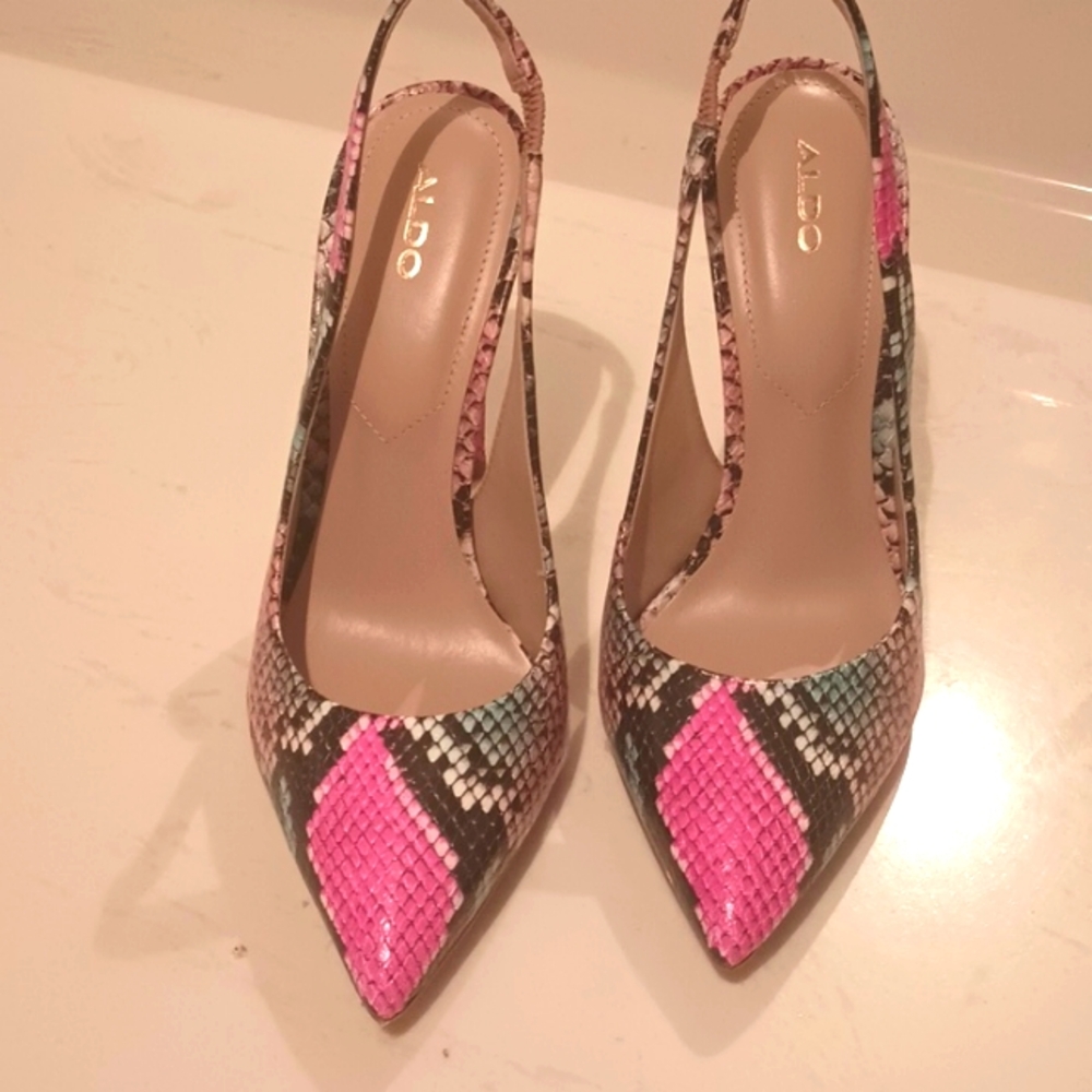 Shoes - Picture 3 of 5